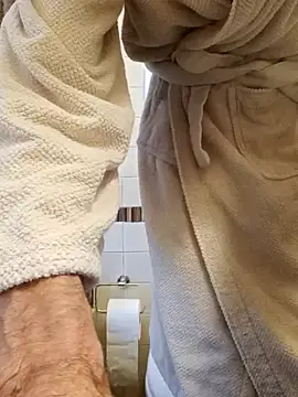 Snapshot of Frabox65 chatting on February 2025 03:47:01 PM Frabox65 online show from February 2025 03:47:01 PM