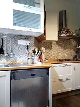 Snapshot of Frabox65 chatting on November 2025 06:01:01 AM Frabox65 online show from November 2025 06:01:01 AM