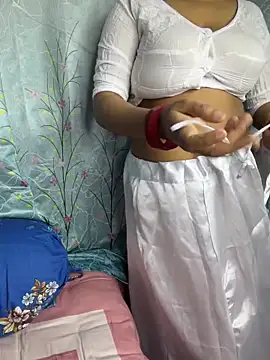 Monabby97 online show from April 2026 05:40:02 PM