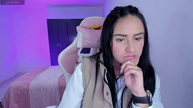 Tinylottie online show from April 2026 11:54:02 PM