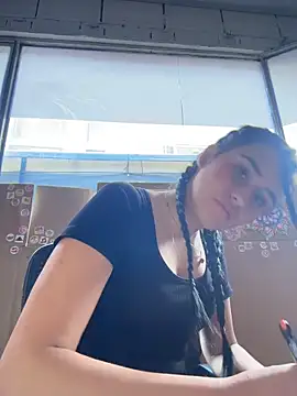 Tinylottie online show from April 2026 02:12:01 PM