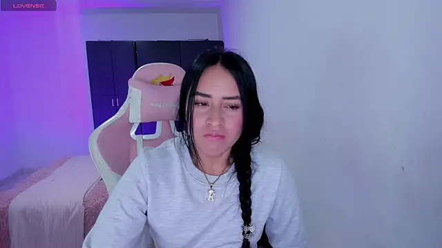Tinylottie online show from May 2026 11:12:03 PM