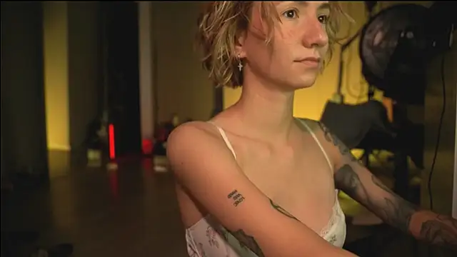 Snapshot of Arianna_Richi chatting on March 2025 05:54:02 AM Arianna Richi online show from March 2025 05:54:02 AM