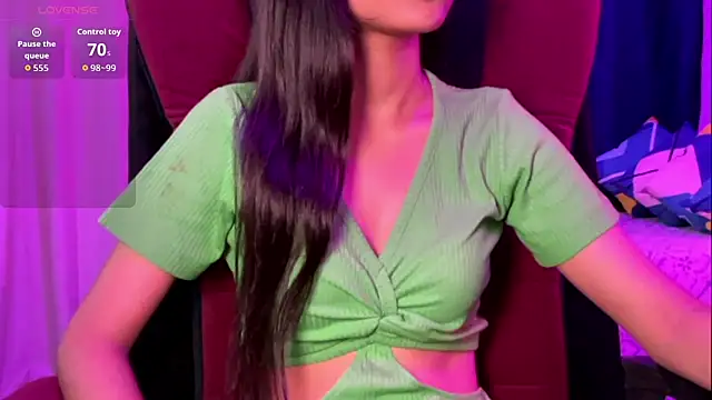 Kayzza 5 online show from October 2025 05:48:01 AM