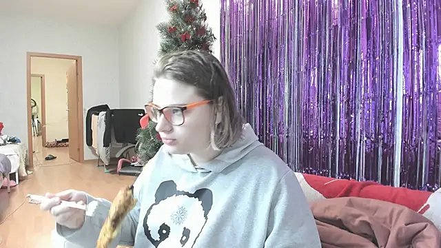 Snapshot of Seductive_She_Wolf chatting on January 2025 02:06:02 AM Seductive She Wolf online show from January 2025 02:06:02 AM