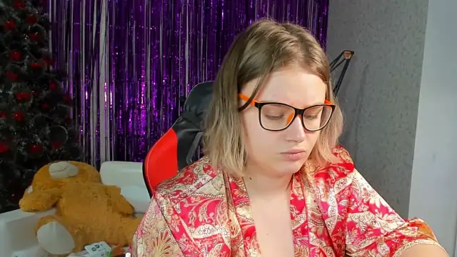 Snapshot of Seductive_She_Wolf chatting on January 2025 12:47:01 AM Seductive She Wolf online show from January 2025 12:47:01 AM