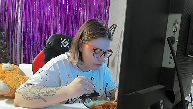 Snapshot of Seductive_She_Wolf chatting on January 2025 10:27:01 AM Seductive She Wolf online show from January 2025 10:27:01 AM