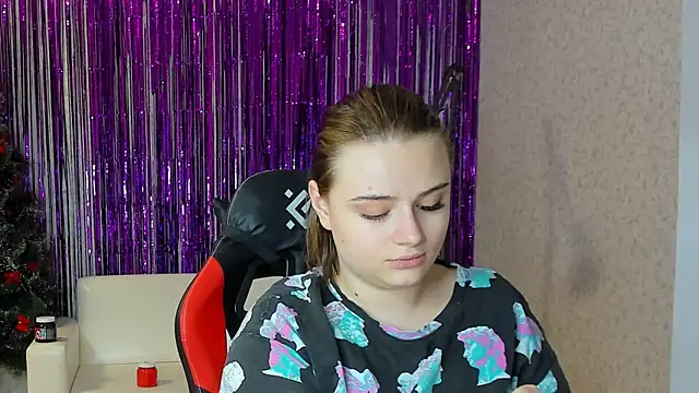 Snapshot of Seductive_She_Wolf chatting on February 2025 07:23:02 PM Seductive She Wolf online show from February 2025 07:23:02 PM
