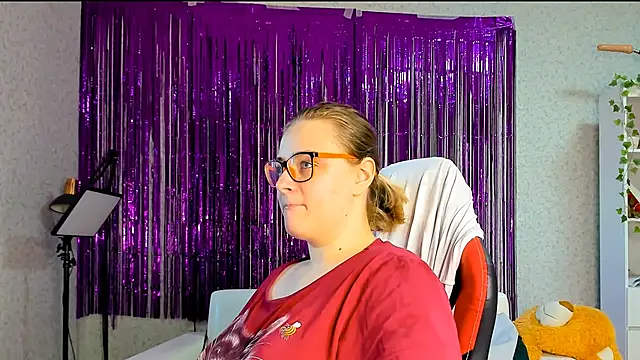 Snapshot of Seductive_She_Wolf chatting on March 2025 02:46:02 PM Seductive She Wolf online show from March 2025 02:46:02 PM