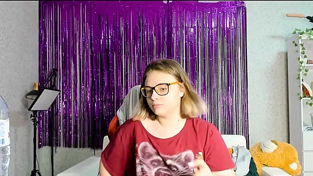 Snapshot of Seductive_She_Wolf chatting on March 2025 09:16:01 PM Seductive She Wolf online show from March 2025 09:16:01 PM