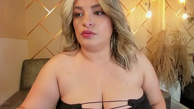 marianeporter   online show from January 2026 10:00:02 PM