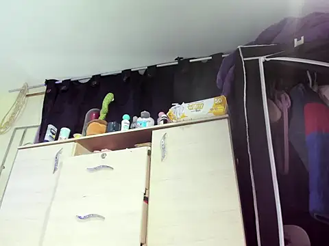 alanaanddaphne online show from February 2025 12:31:02 AM