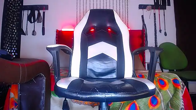 Snapshot of RandyAA_D chatting on December 2024 05:42:01 AM RandyAA D online show from December 2024 05:42:01 AM