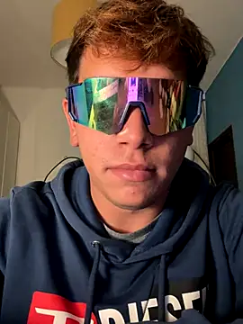 calleaaaa online show from October 2025 05:19:02 PM