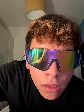 calleaaaa online show from November 2025 04:06:01 PM