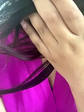 yassminsexy22 online show from September 2025 12:59:02 PM