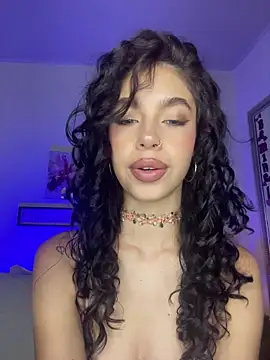 Snapshot of MarianaSnake chatting on November 2025 09:47:02 PM MarianaSnake online show from November 2025 09:47:02 PM