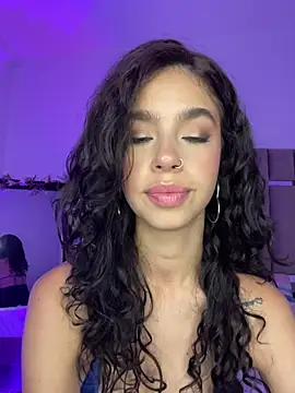 Snapshot of MarianaSnake chatting on November 2025 02:37:02 AM MarianaSnake online show from November 2025 02:37:02 AM