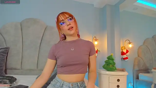 Snapshot of sweeet_peach chatting on December 2024 01:50:02 AM sweeet peach online show from December 2024 01:50:02 AM