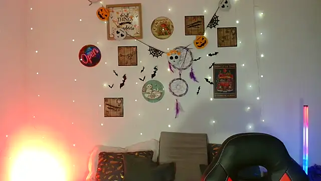 catalinamommyx online show from October 2025 12:01:02 AM