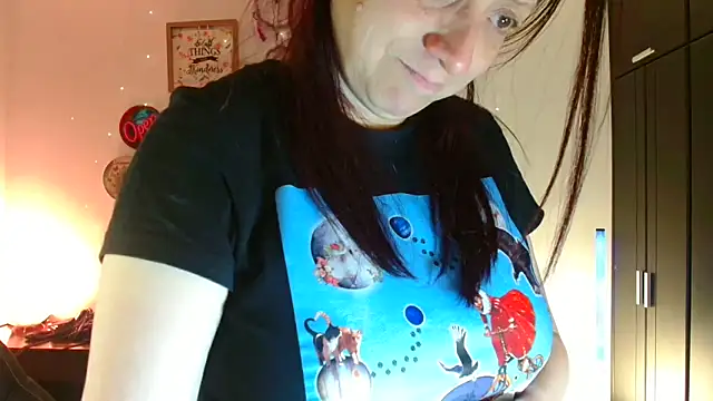 catalinamommyx online show from April 2026 12:54:02 AM