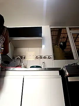 Bonny Klote online show from February 2026 01:06:02 PM