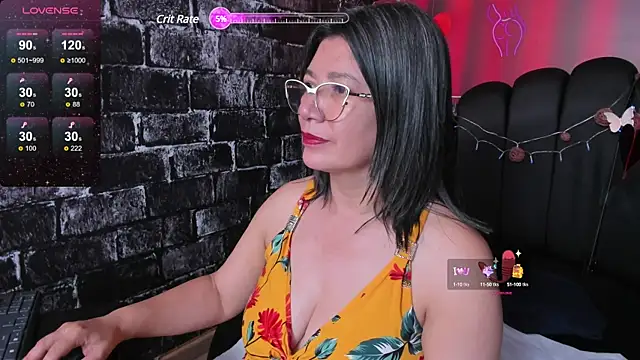 Snapshot of Madame_Jay chatting on February 2025 03:40:01 PM Madame Jay online show from February 2025 03:40:01 PM