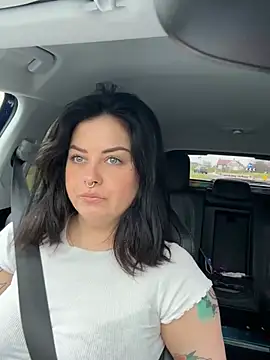 Snapshot of NaomiSquirts chatting on February 2025 12:44:02 PM NaomiSquirts online show from February 2025 12:44:02 PM