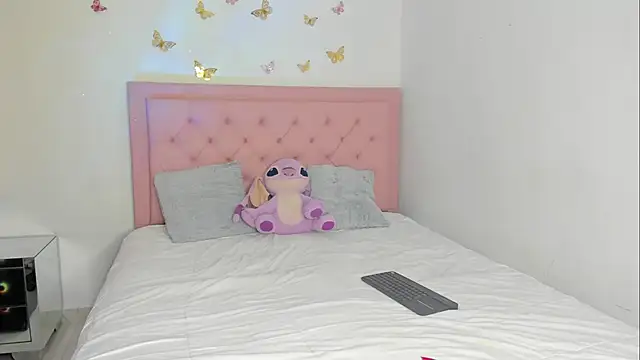 Snapshot of _violetadulce chatting on September 2025 01:42:01 AM  violetadulce online show from September 2025 01:42:01 AM