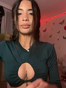 Snapshot of lina_pink chatting on December 2024 04:36:02 AM lina pink online show from December 2024 04:36:02 AM