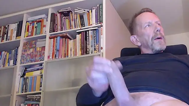 BennyK72 online show from February 2025 09:53:02 AM