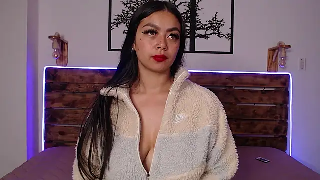 Snapshot of miaa_saenz1 chatting on January 2025 07:03:01 AM miaa saenz1 online show from January 2025 07:03:01 AM