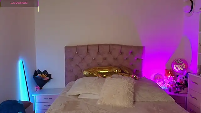 Snapshot of miaa_saenz1 chatting on October 2025 05:04:02 AM miaa saenz1 online show from October 2025 05:04:02 AM