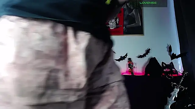 blckwolf 6 online show from November 2025 06:42:02 PM