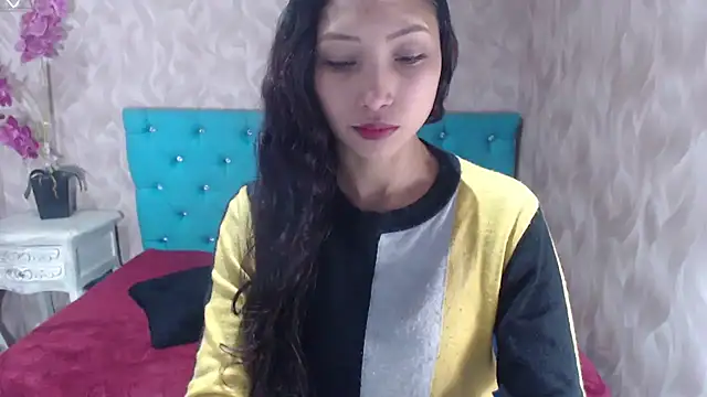 MadelineDoll online show from March 2025 01:16:02 PM