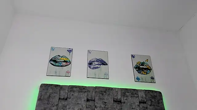 Snapshot of Julifoxx chatting on March 2025 11:03:02 PM Julifoxx online show from March 2025 11:03:02 PM