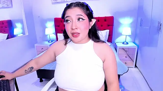 Snapshot of Emma_monserrat chatting on March 2025 07:43:02 PM Emma monserrat online show from March 2025 07:43:02 PM