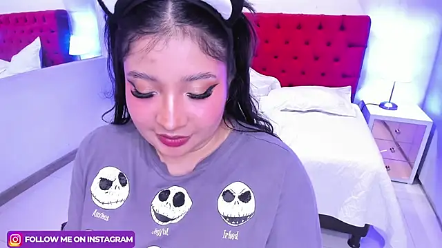 Snapshot of Emma_monserrat chatting on March 2025 02:10:01 AM Emma monserrat online show from March 2025 02:10:01 AM