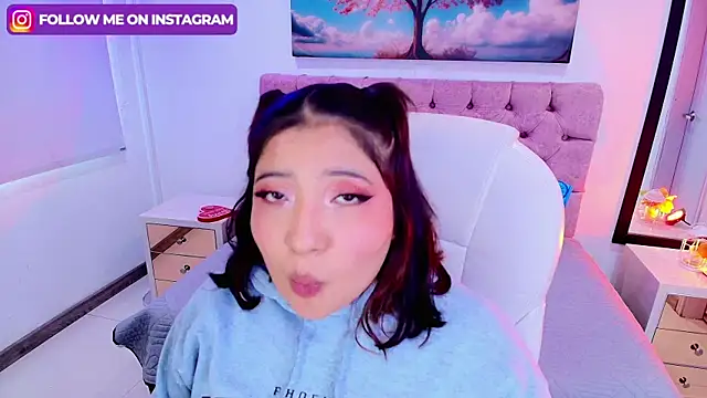 Snapshot of Emma_monserrat chatting on September 2025 07:38:01 PM Emma monserrat online show from September 2025 07:38:01 PM