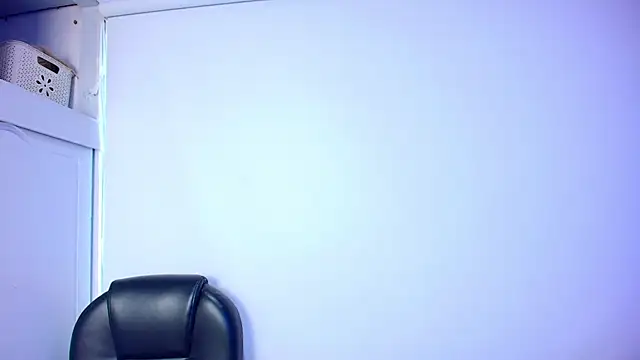 Snapshot of Emma_monserrat chatting on November 2025 07:50:02 PM Emma monserrat online show from November 2025 07:50:02 PM