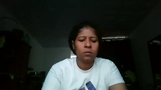 Snapshot of Ivon-09 chatting on November 2025 10:50:02 AM Ivon-09 online show from November 2025 10:50:02 AM