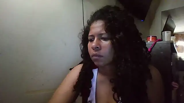 Snapshot of Ivon-09 chatting on November 2025 10:48:01 AM Ivon-09 online show from November 2025 10:48:01 AM