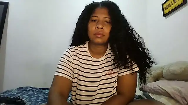 Snapshot of Ivon-09 chatting on November 2025 10:29:01 AM Ivon-09 online show from November 2025 10:29:01 AM