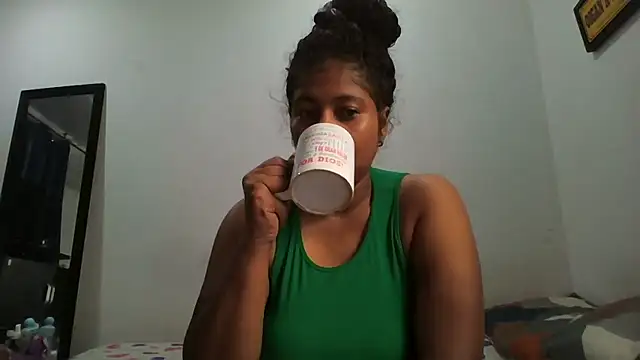 Snapshot of Ivon-09 chatting on February 2026 12:15:01 PM Ivon-09 online show from February 2026 12:15:01 PM