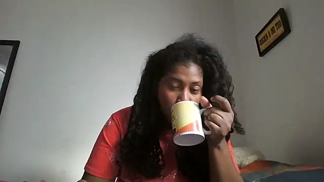 Snapshot of Ivon-09 chatting on February 2026 12:48:02 PM Ivon-09 online show from February 2026 12:48:02 PM