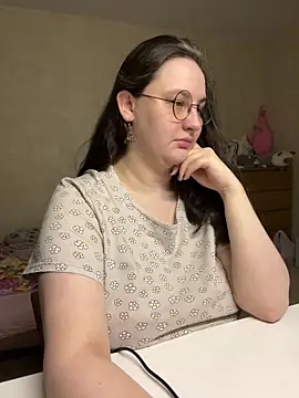 hungry1bunny online show from February 2026 09:35:01 PM