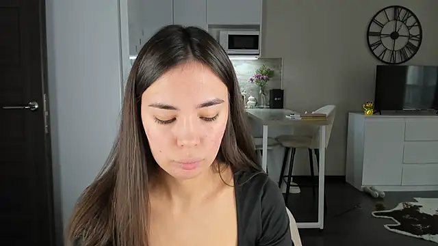 nilliluv online show from March 2026 08:16:01 AM