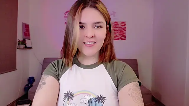 Snapshot of Mariangeel chatting on September 2025 11:18:01 PM Mariangeel online show from September 2025 11:18:01 PM