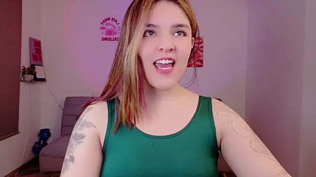 Snapshot of Mariangeel chatting on September 2025 11:16:01 PM Mariangeel online show from September 2025 11:16:01 PM