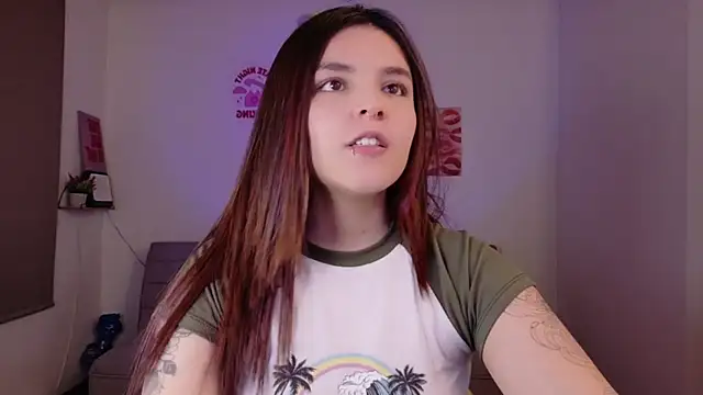 Snapshot of Mariangeel chatting on November 2025 10:58:01 AM Mariangeel online show from November 2025 10:58:01 AM